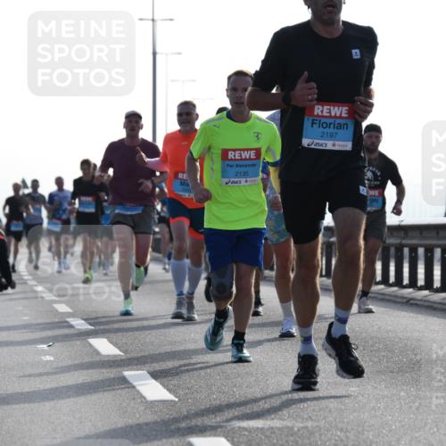 03.10.2026 - Köhlbrandbrückenlauf LenaG. http://msf.ph/oto/10656865 03.10.2026 09:19:54 Position 1 2135, 2197 meine-sportfotos.de
