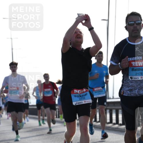 03.10.2026 - Köhlbrandbrückenlauf LenaG. http://msf.ph/oto/10656937 03.10.2026 09:20:11 Position 1 2208, 2178 meine-sportfotos.de