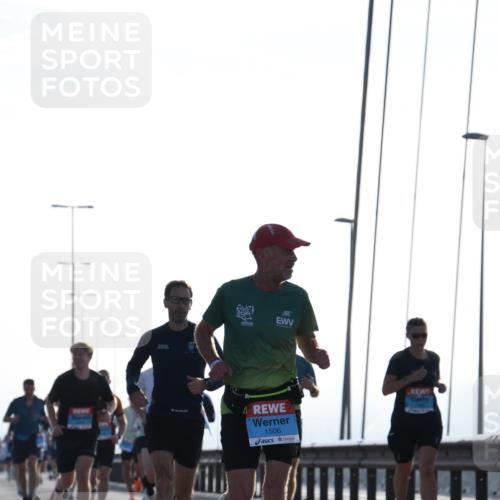 03.10.2026 - Köhlbrandbrückenlauf LenaG. http://msf.ph/oto/10657206 03.10.2026 09:21:37 Position 1 4, 1506 meine-sportfotos.de