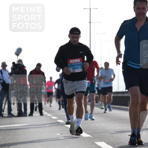 03.10.2026 - Köhlbrandbrückenlauf LenaG. http://msf.ph/oto/10657245 03.10.2026 09:21:45 Position 1 2099, 22 meine-sportfotos.de