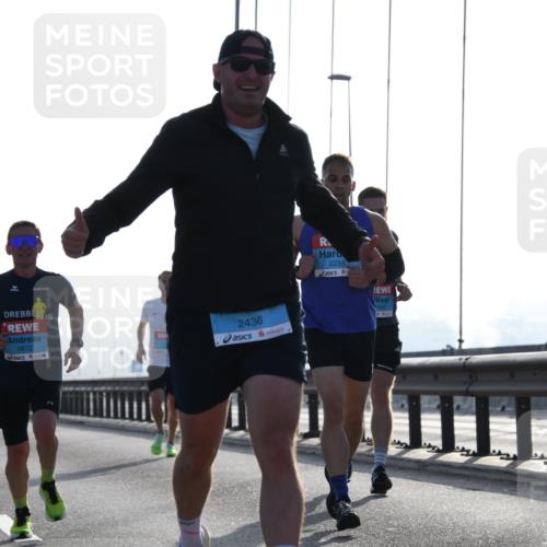 03.10.2026 - Köhlbrandbrückenlauf LenaG. http://msf.ph/oto/10657335 03.10.2026 09:22:11 Position 1 2672, 2436, 2258, 213 meine-sportfotos.de