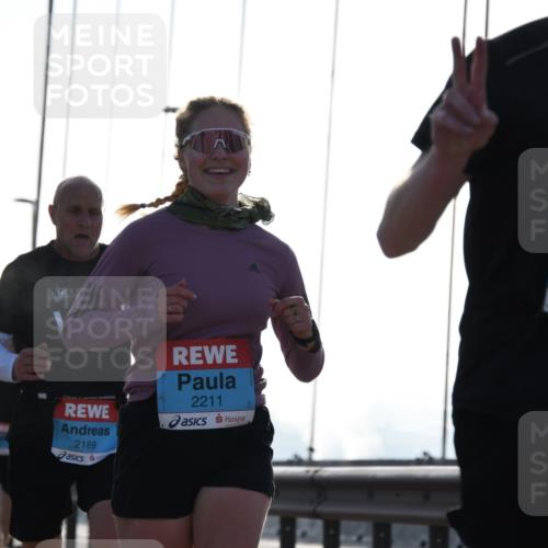 03.10.2026 - Köhlbrandbrückenlauf LenaG. http://msf.ph/oto/10657422 03.10.2026 09:22:26 Position 1 2189, 2211, 2410 meine-sportfotos.de