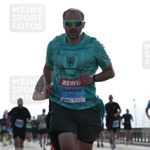 03.10.2026 - Köhlbrandbrückenlauf LenaG. http://msf.ph/oto/10657977 03.10.2026 09:26:00 Position 1 2351, 2264 meine-sportfotos.de