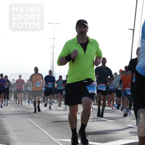 03.10.2026 - Köhlbrandbrückenlauf LenaG. http://msf.ph/oto/10658331 03.10.2026 09:27:47 Position 1 247 meine-sportfotos.de