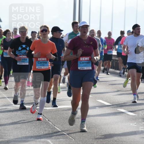 03.10.2026 - Köhlbrandbrückenlauf LenaG. http://msf.ph/oto/10658688 03.10.2026 09:29:33 Position 1 42, 195, 2565, 2706, 1217, 1383, 2529 meine-sportfotos.de