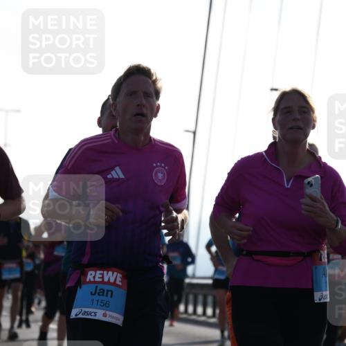 03.10.2026 - Köhlbrandbrückenlauf LenaG. http://msf.ph/oto/10658722 03.10.2026 09:30:00 Position 1 2791, 1156, 0 meine-sportfotos.de