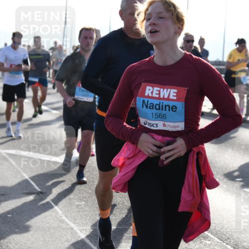 03.10.2026 - Köhlbrandbrückenlauf LenaG. http://msf.ph/oto/10658803 03.10.2026 09:30:55 Position 1 2479, 1566 meine-sportfotos.de