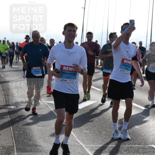 03.10.2026 - Köhlbrandbrückenlauf LenaG. http://msf.ph/oto/10658807 03.10.2026 09:30:59 Position 1 3767, 1351, 1352 meine-sportfotos.de