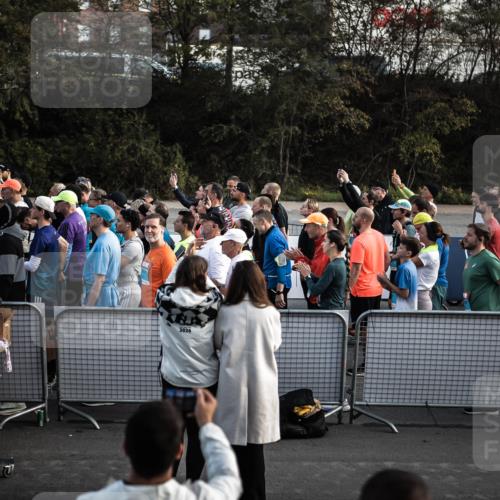 03.10.2026 - Köhlbrandbrückenlauf H.Heesch http://msf.ph/oto/10658898 03.10.2026 09:00:56 Ziel  meine-sportfotos.de