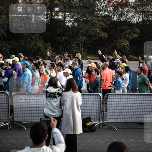 03.10.2026 - Köhlbrandbrückenlauf H.Heesch http://msf.ph/oto/10658900 03.10.2026 09:00:56 Ziel  meine-sportfotos.de