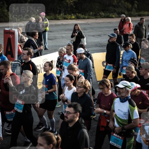 03.10.2026 - Köhlbrandbrückenlauf H.Heesch http://msf.ph/oto/10658995 03.10.2026 09:04:40 Ziel  meine-sportfotos.de
