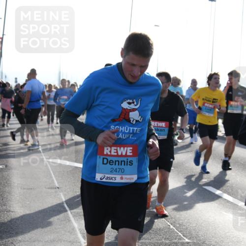 03.10.2026 - Köhlbrandbrückenlauf LenaG. http://msf.ph/oto/10659018 03.10.2026 09:33:30 Position 1 2470 meine-sportfotos.de