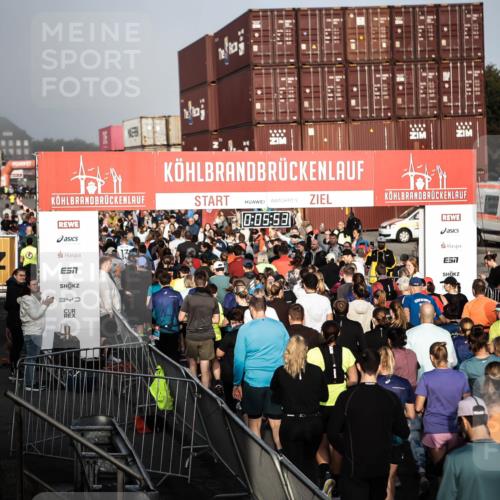 03.10.2026 - Köhlbrandbrückenlauf H.Heesch http://msf.ph/oto/10659091 03.10.2026 09:06:45 Ziel  meine-sportfotos.de
