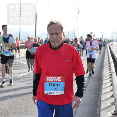 03.10.2026 - Köhlbrandbrückenlauf LenaG. http://msf.ph/oto/10659145 03.10.2026 09:35:24 Position 1 3106 meine-sportfotos.de