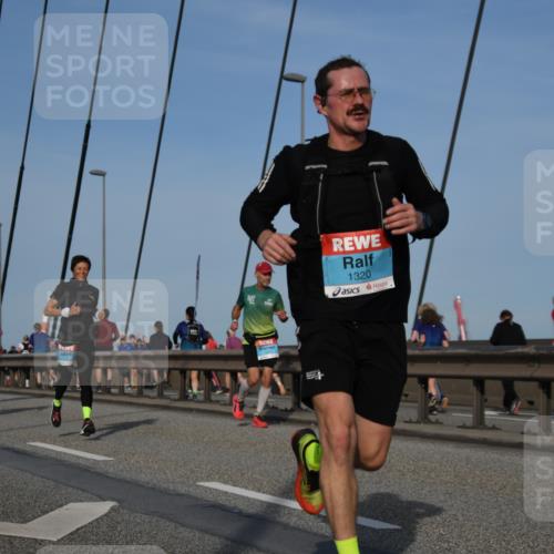 03.10.2026 - Köhlbrandbrückenlauf LenaG. http://msf.ph/oto/10659979 03.10.2026 09:39:25 Position 2 1320 meine-sportfotos.de