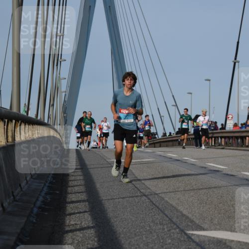 03.10.2026 - Köhlbrandbrückenlauf LenaG. http://msf.ph/oto/10660057 03.10.2026 09:39:46 Position 2  meine-sportfotos.de