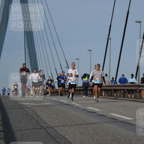03.10.2026 - Köhlbrandbrückenlauf LenaG. http://msf.ph/oto/10660141 03.10.2026 09:40:12 Position 2  meine-sportfotos.de