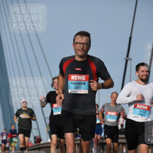 03.10.2026 - Köhlbrandbrückenlauf LenaG. http://msf.ph/oto/10660163 03.10.2026 09:40:22 Position 2 2243, 3861 meine-sportfotos.de