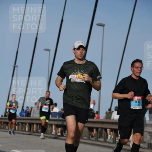 03.10.2026 - Köhlbrandbrückenlauf LenaG. http://msf.ph/oto/10660206 03.10.2026 09:40:29 Position 2 28, 2462 meine-sportfotos.de