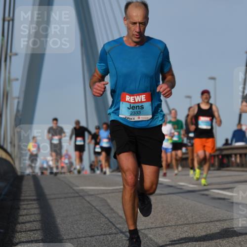 03.10.2026 - Köhlbrandbrückenlauf LenaG. http://msf.ph/oto/10660409 03.10.2026 09:41:16 Position 2 2333 meine-sportfotos.de