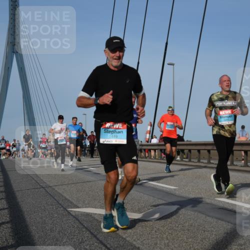 03.10.2026 - Köhlbrandbrückenlauf LenaG. http://msf.ph/oto/10660548 03.10.2026 09:41:45 Position 2 1449, 2217, 2025 meine-sportfotos.de