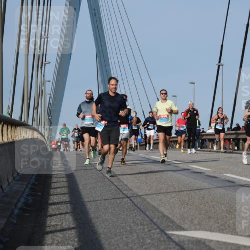 03.10.2026 - Köhlbrandbrückenlauf LenaG. http://msf.ph/oto/10660598 03.10.2026 09:41:57 Position 2 1202 meine-sportfotos.de