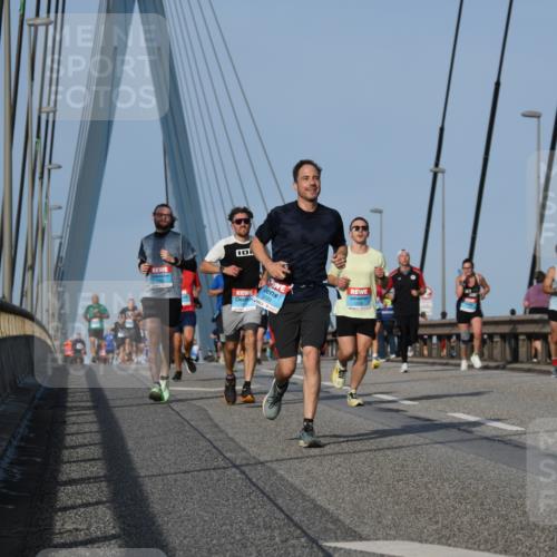 03.10.2026 - Köhlbrandbrückenlauf LenaG. http://msf.ph/oto/10660608 03.10.2026 09:41:58 Position 2 3089 meine-sportfotos.de