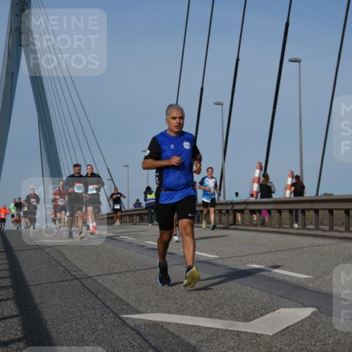 03.10.2026 - Köhlbrandbrückenlauf LenaG. http://msf.ph/oto/10660752 03.10.2026 09:42:28 Position 2 21 meine-sportfotos.de