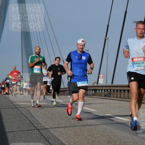 03.10.2026 - Köhlbrandbrückenlauf LenaG. http://msf.ph/oto/10661135 03.10.2026 09:44:10 Position 2 1834, 2027 meine-sportfotos.de