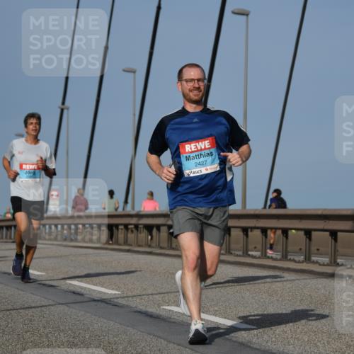 03.10.2026 - Köhlbrandbrückenlauf LenaG. http://msf.ph/oto/10661185 03.10.2026 09:44:17 Position 2 361, 2427 meine-sportfotos.de