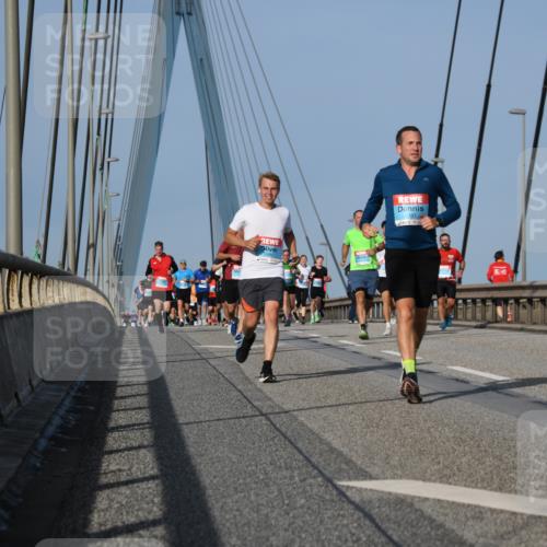 03.10.2026 - Köhlbrandbrückenlauf LenaG. http://msf.ph/oto/10661226 03.10.2026 09:44:30 Position 2  meine-sportfotos.de