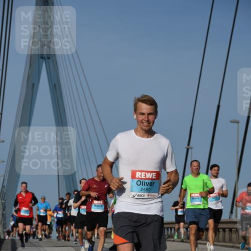 03.10.2026 - Köhlbrandbrückenlauf LenaG. http://msf.ph/oto/10661237 03.10.2026 09:44:33 Position 2 2480 meine-sportfotos.de