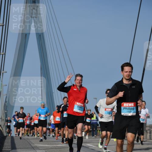 03.10.2026 - Köhlbrandbrückenlauf LenaG. http://msf.ph/oto/10661259 03.10.2026 09:44:38 Position 2 1080, 1339 meine-sportfotos.de