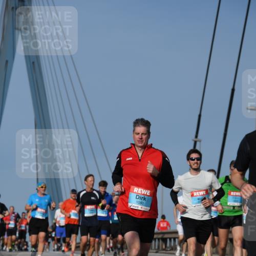 03.10.2026 - Köhlbrandbrückenlauf LenaG. http://msf.ph/oto/10661267 03.10.2026 09:44:39 Position 2 1080 meine-sportfotos.de