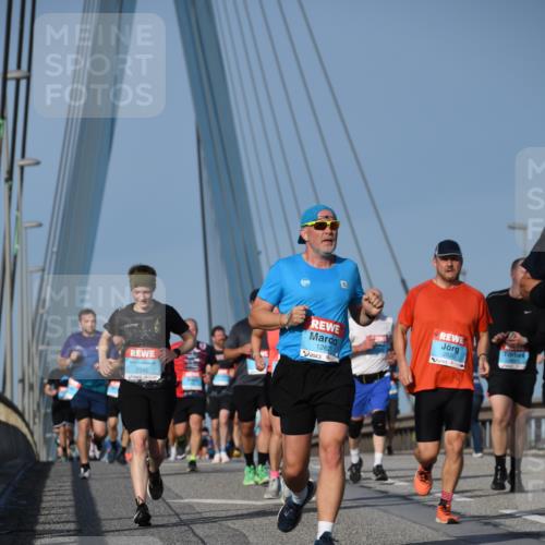 03.10.2026 - Köhlbrandbrückenlauf LenaG. http://msf.ph/oto/10661290 03.10.2026 09:44:44 Position 2 2345, 1262, 2626 meine-sportfotos.de