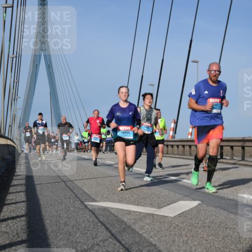 03.10.2026 - Köhlbrandbrückenlauf LenaG. http://msf.ph/oto/10661651 03.10.2026 09:46:06 Position 2 1184, 1732 meine-sportfotos.de