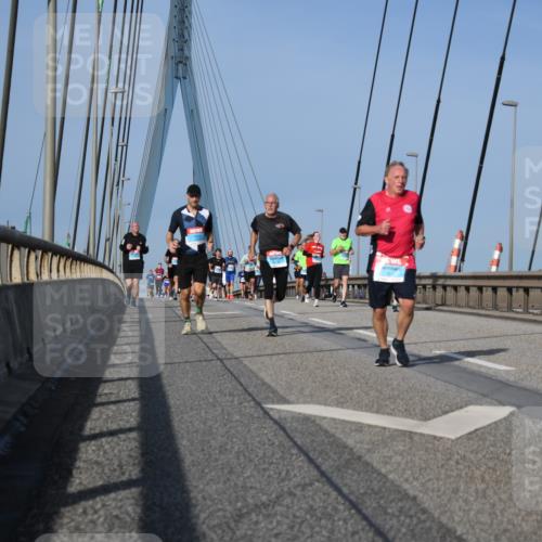03.10.2026 - Köhlbrandbrückenlauf LenaG. http://msf.ph/oto/10661660 03.10.2026 09:46:09 Position 2  meine-sportfotos.de