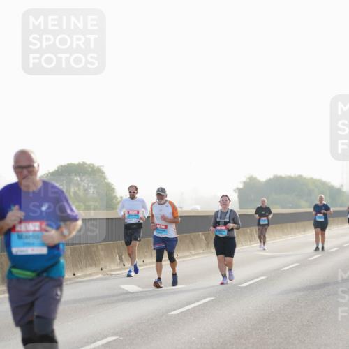03.10.2026 - Köhlbrandbrückenlauf LAZAROV Photography http://msf.ph/oto/10686163 03.10.2026 09:30:22 Position 3  meine-sportfotos.de