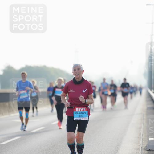 03.10.2026 - Köhlbrandbrückenlauf LAZAROV Photography http://msf.ph/oto/10686220 03.10.2026 09:30:40 Position 3 3553 meine-sportfotos.de