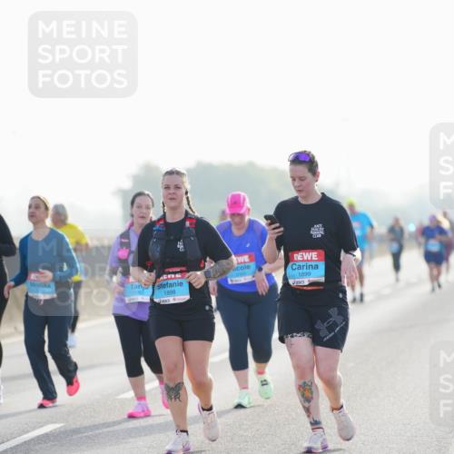 03.10.2026 - Köhlbrandbrückenlauf LAZAROV Photography http://msf.ph/oto/10686249 03.10.2026 09:30:59 Position 3 1898, 1899 meine-sportfotos.de