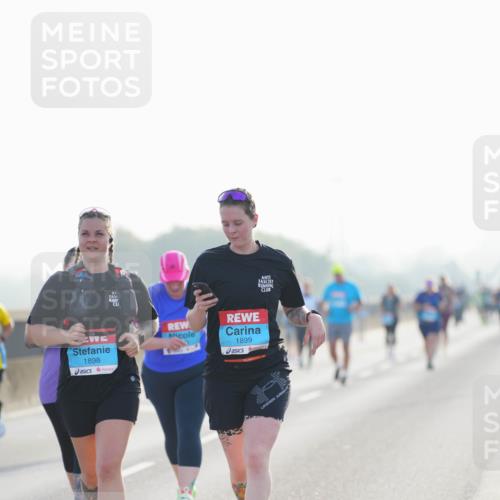 03.10.2026 - Köhlbrandbrückenlauf LAZAROV Photography http://msf.ph/oto/10686253 03.10.2026 09:31:00 Position 3 1898, 1899 meine-sportfotos.de