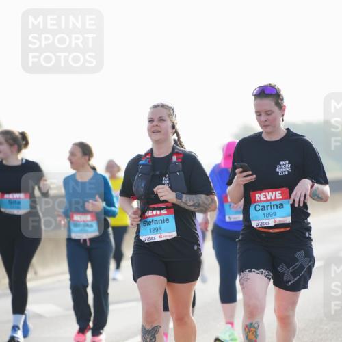 03.10.2026 - Köhlbrandbrückenlauf LAZAROV Photography http://msf.ph/oto/10686259 03.10.2026 09:31:01 Position 3 1898, 1899 meine-sportfotos.de