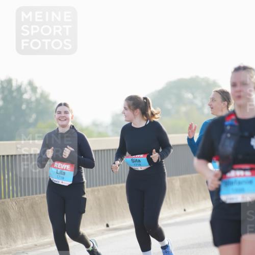 03.10.2026 - Köhlbrandbrückenlauf LAZAROV Photography http://msf.ph/oto/10686266 03.10.2026 09:31:02 Position 3 1719, 1718 meine-sportfotos.de