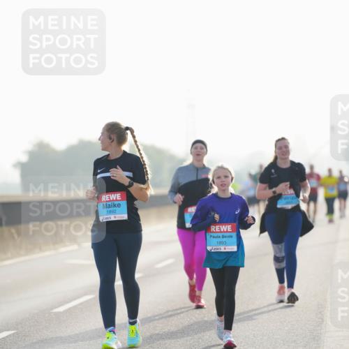 03.10.2026 - Köhlbrandbrückenlauf LAZAROV Photography http://msf.ph/oto/10686333 03.10.2026 09:31:32 Position 3 1892, 1893 meine-sportfotos.de