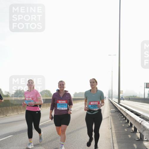 03.10.2026 - Köhlbrandbrückenlauf LAZAROV Photography http://msf.ph/oto/10686425 03.10.2026 09:32:06 Position 3 3665, 3626 meine-sportfotos.de
