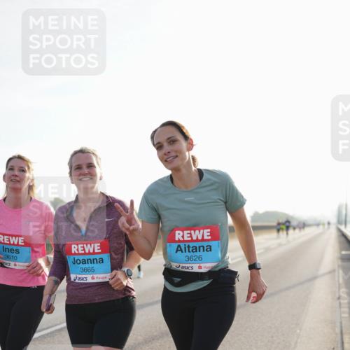 03.10.2026 - Köhlbrandbrückenlauf LAZAROV Photography http://msf.ph/oto/10686431 03.10.2026 09:32:07 Position 3 3610, 3665, 3626 meine-sportfotos.de