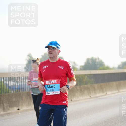 03.10.2026 - Köhlbrandbrückenlauf LAZAROV Photography http://msf.ph/oto/10686437 03.10.2026 09:32:09 Position 3 3528 meine-sportfotos.de