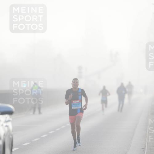 03.10.2026 - Köhlbrandbrückenlauf LAZAROV Photography http://msf.ph/oto/10686468 03.10.2026 09:10:36 Position 3  meine-sportfotos.de
