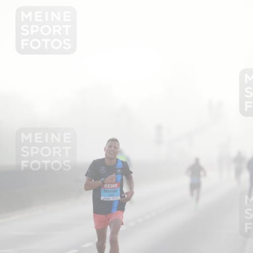 03.10.2026 - Köhlbrandbrückenlauf LAZAROV Photography http://msf.ph/oto/10686483 03.10.2026 09:10:39 Position 3 1263 meine-sportfotos.de