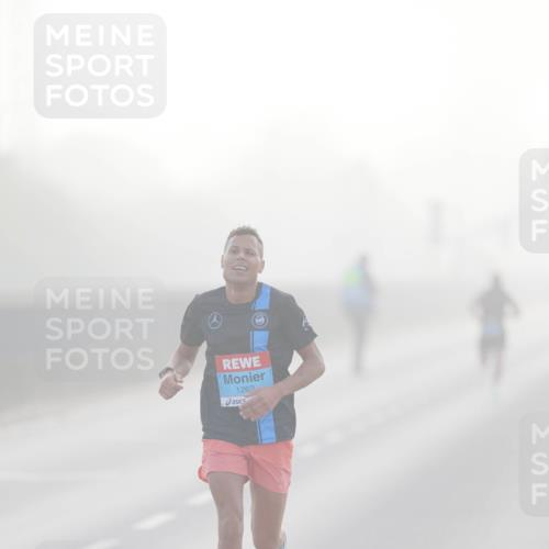 03.10.2026 - Köhlbrandbrückenlauf LAZAROV Photography http://msf.ph/oto/10686497 03.10.2026 09:10:42 Position 3 1263 meine-sportfotos.de